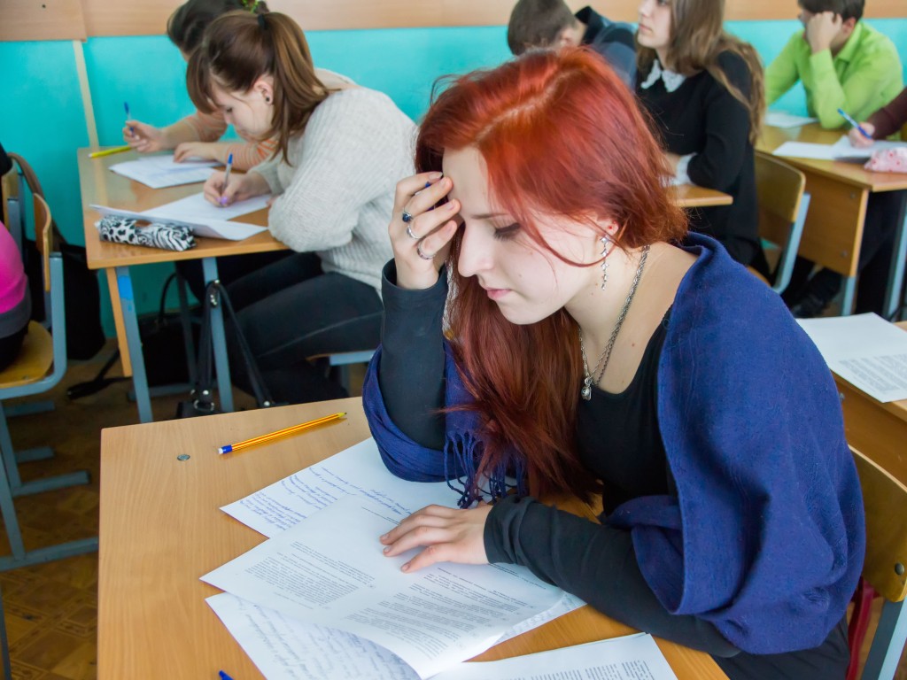 Родители впервые проконтролировали проведение экзаменов на досрочной сдаче ЕГЭ
