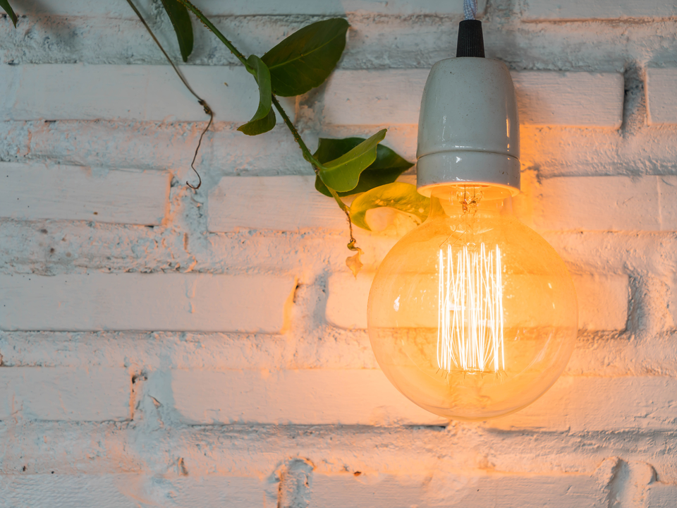 Электричество в деревнях и СНТ Шаховской включат после обеда