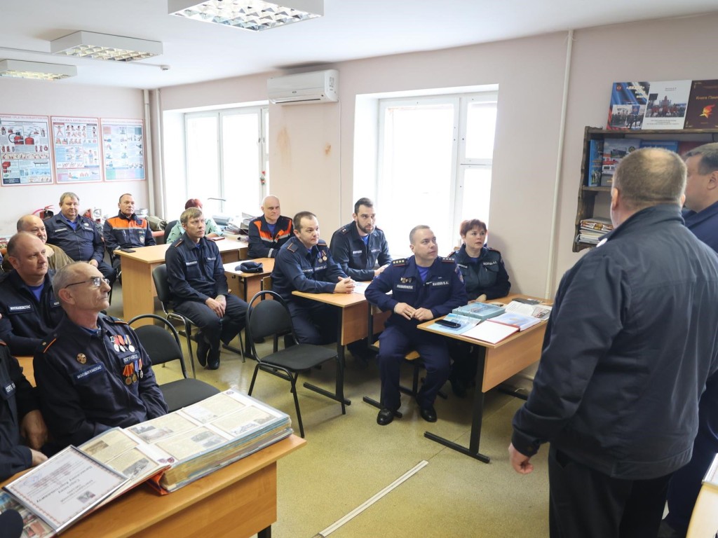 Власти Волоколамска вручили награды ко Дню пожарной охраны России