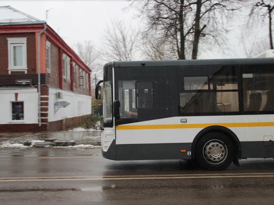 На «семерке» запустят дополнительные автобусы в Вербное воскресенье