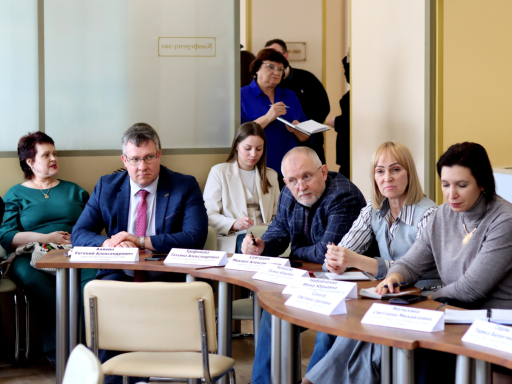 Студентами коломенского ГСГУ заинтересовались более 30 работодателей