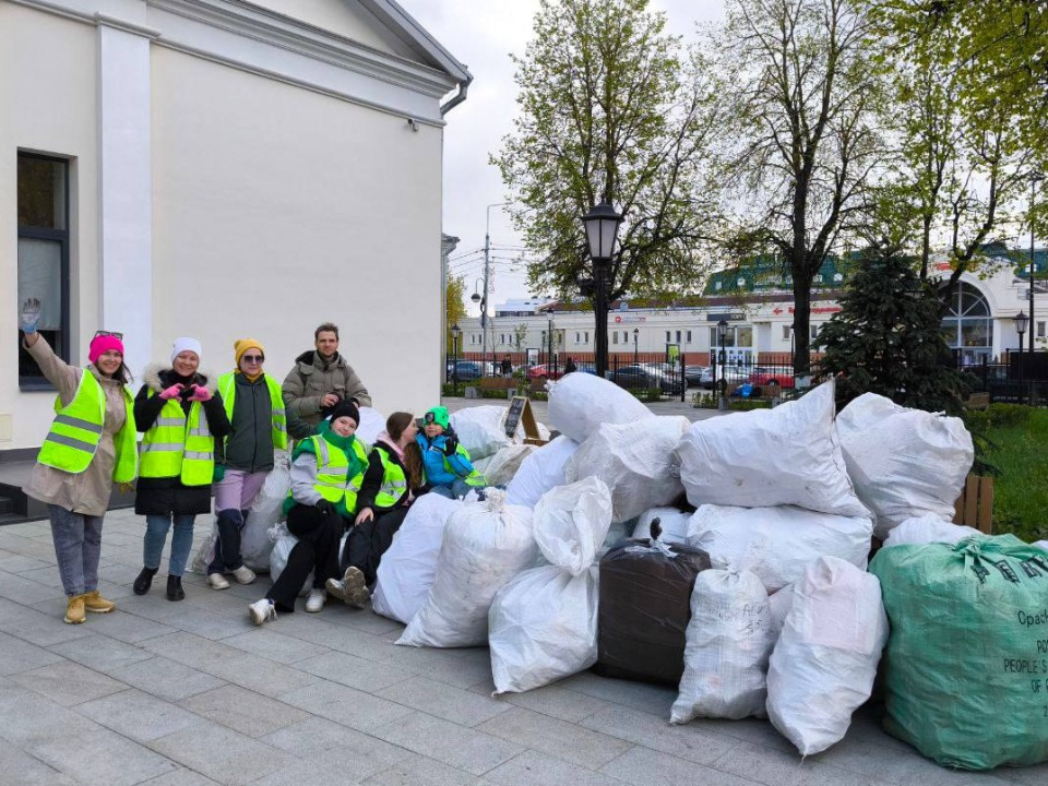 Звенигородцы за час принесли на переработку более 8 кубометров вторсырья