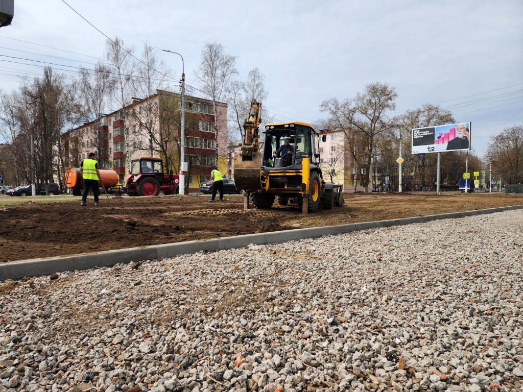 После замены труб на Красноармейской подрядчик приводит в порядок территорию