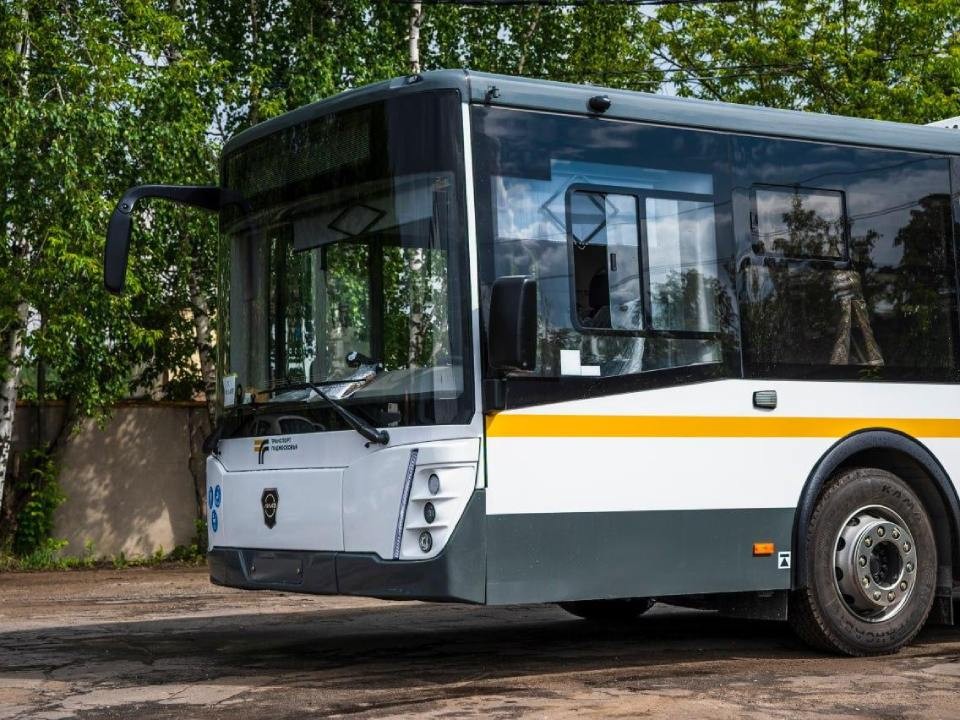Опасную игру с автобусом №10 устроили зацеперы в Дмитрове