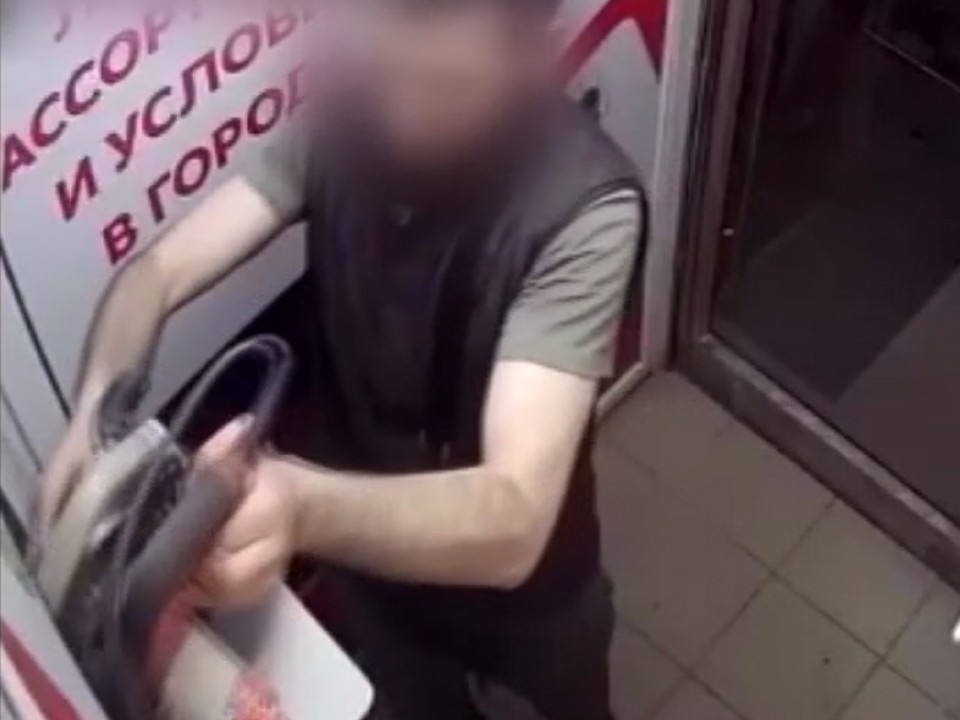 Полицейские задержали в Подмосковье мужчину, похитившего инструменты со стройплощадки