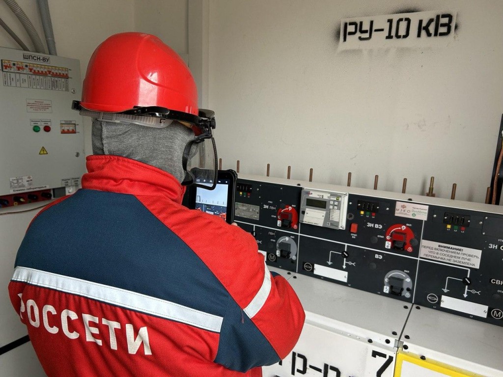 Энергетики обеспечили электричеством складской комплекс в Павловском Посаде