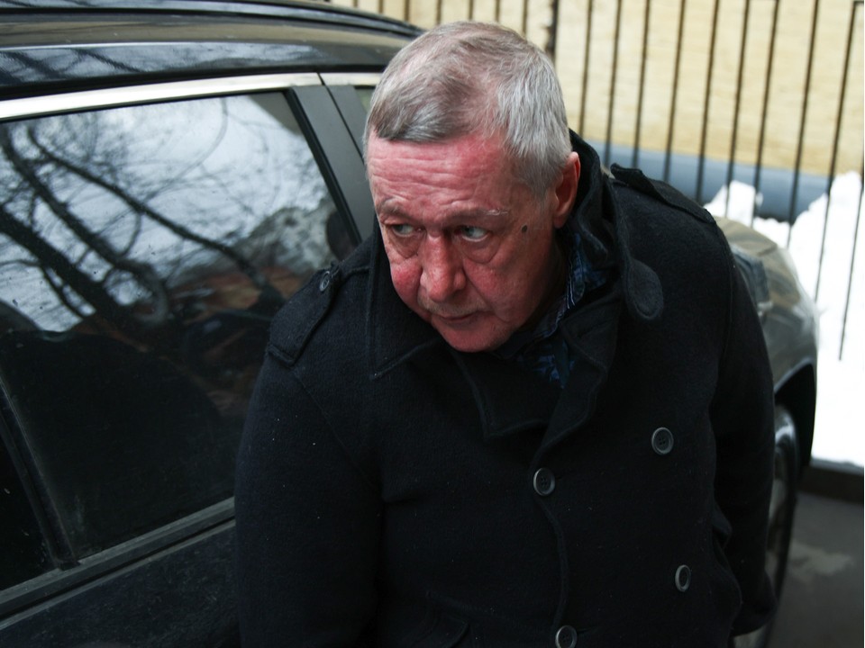 Певец Савин прокомментировал взлет расценок Ефремова