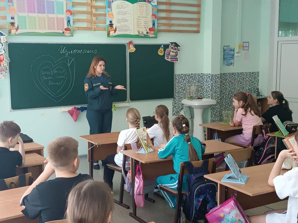 В Ивановской школе прошли важные уроки пожарной безопасности для младших классов