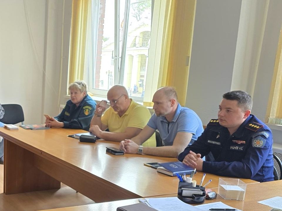 В Дедовске обсудили обеспечение пожарной безопасности в весенне-летний период