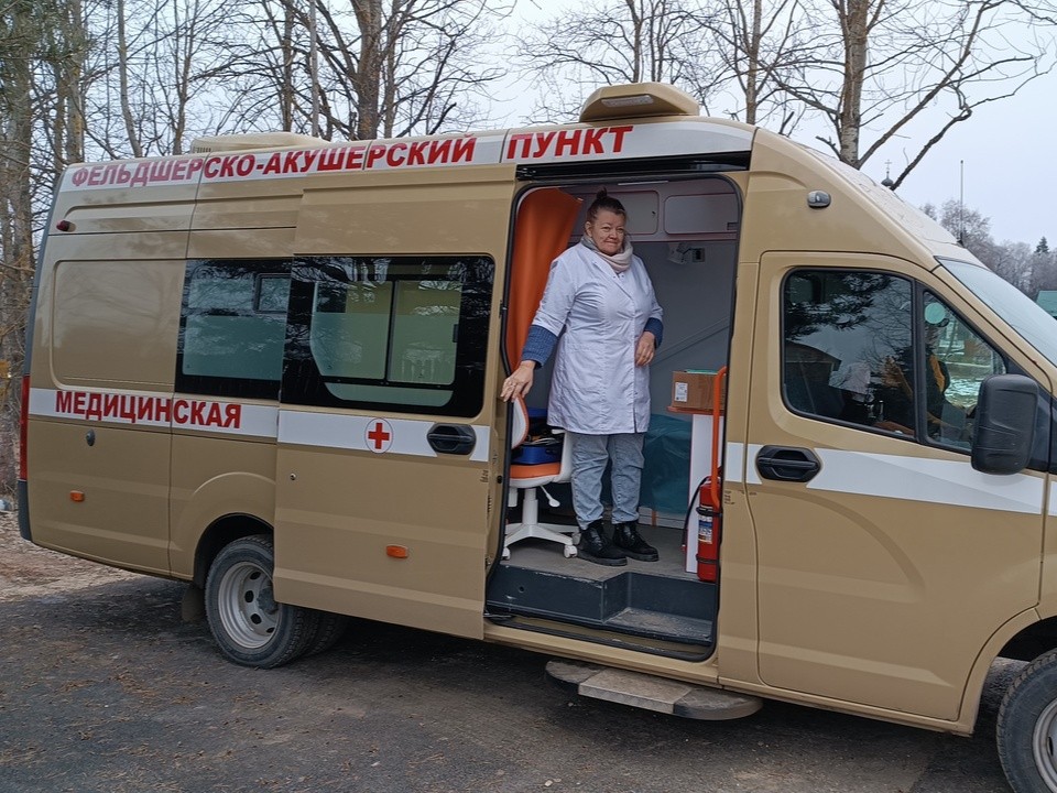 Мобильный ФАП приедет в Белоомут, Любичи и Лисьи Норы: график