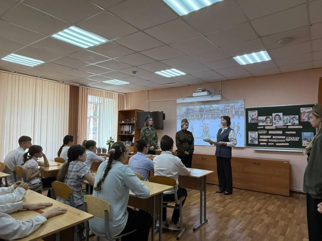 Педагоги Губернского колледжа провели викторину для детей с ОВЗ в честь 80-летия Победы