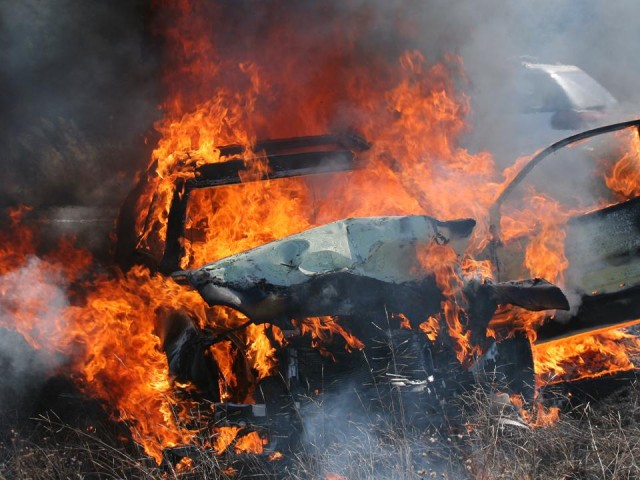 Силовики оцепили двор в Балашихе, где при взрыве машины погиб генерал Москалик