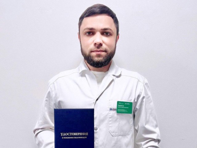 Завотделением спортивной медицины Видного освоил новые методы лечения стопы