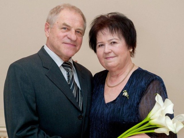 В Клину отметили 50-летие совместной жизни четы Шитьковых