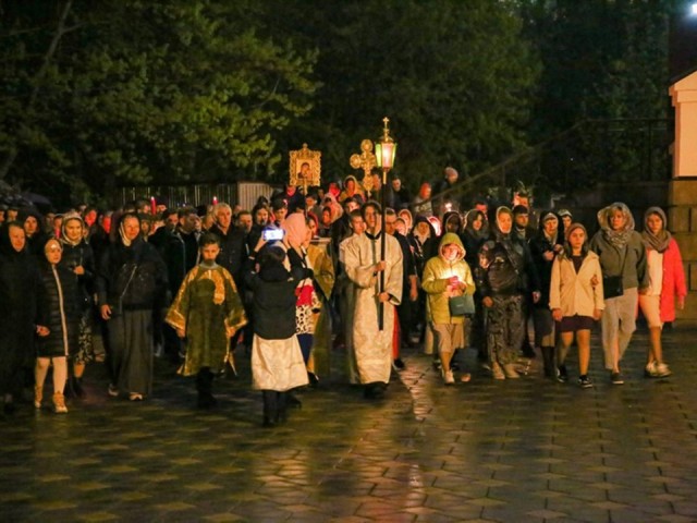 Пасхальные богослужения пройдут в 18 храмах Химок в ночь с 19 на 20 апреля