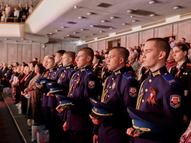 Работавших на СВО медиков наградили в Красногорске