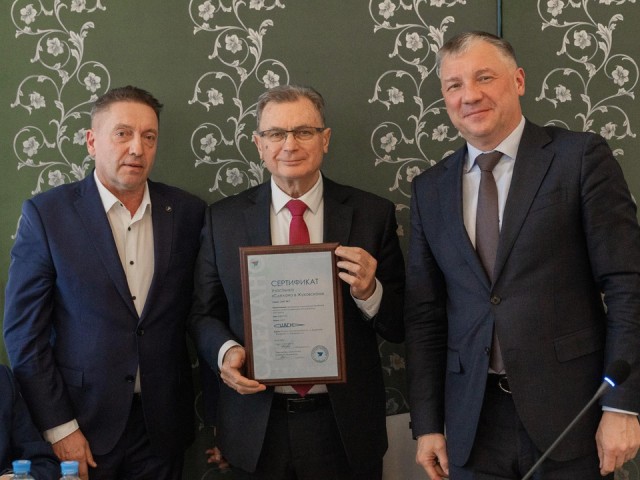 Первый сертификат «Сделано в Жуковском» вручен научному руководителю ЦАГИ