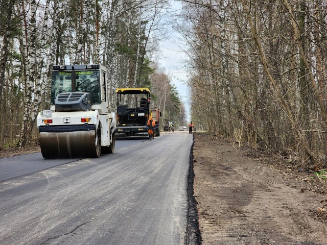 В Раменском к Великой Субботе и Пасхе 2025 отремонтировали дорогу к кладбищу