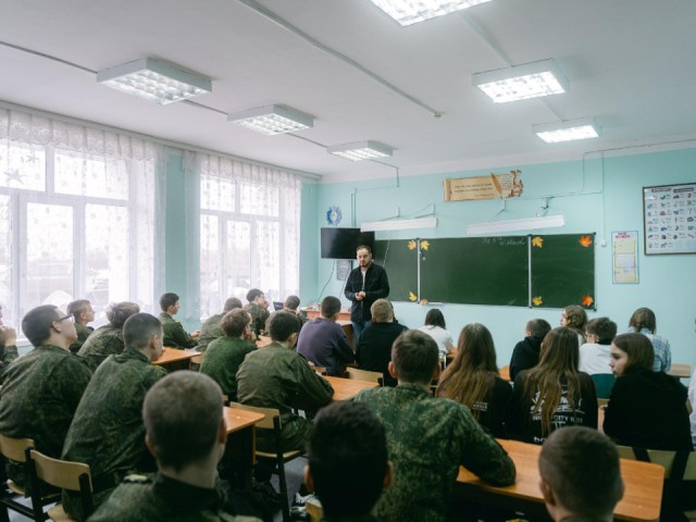 Врач-нарколог рассказал о вредных привычках школьникам Луховицкого округа
