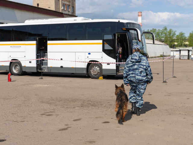Спецслужбы Жуковского провели тренировку при обнаружении подозрительного предмета в автобусе