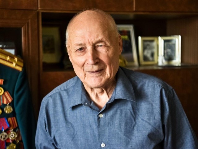 Ветерана ВОВ из Балашихи поздравили с 95-летним юбилеем