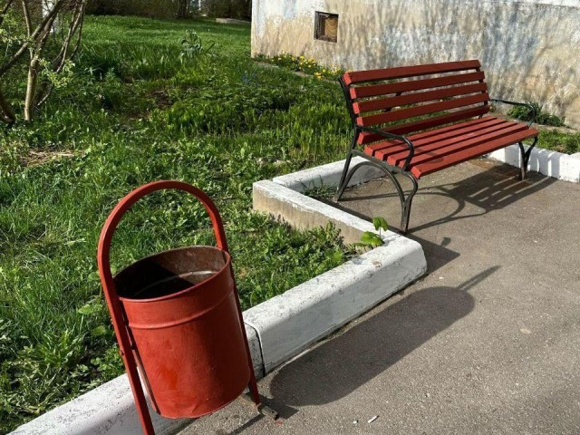 В Истре отремонтировали и покрасили входные группы многоквартирных домов