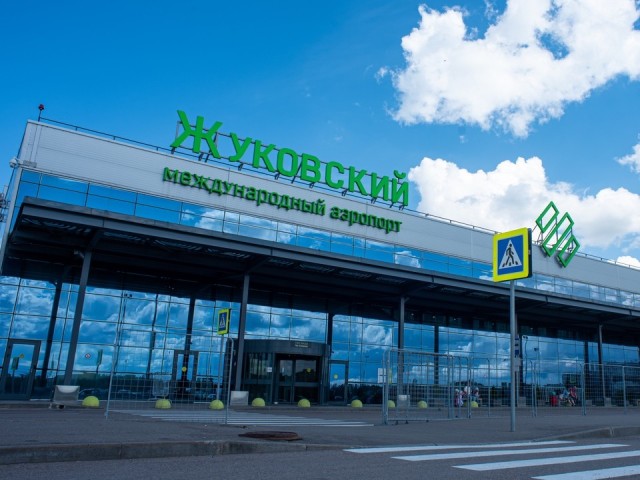 Оператор одного из магазинов в аэропорту Жуковский потребовал долг на $5,5 млн