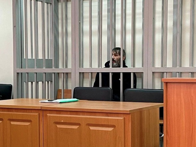 Суд приговорил жителя Электростали к 18 годам за убийство семейной пары и их дочери