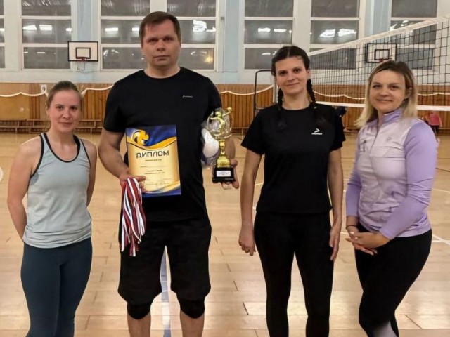 Открытое первенство по волейболу 3х3 прошло в Серебряных Прудах