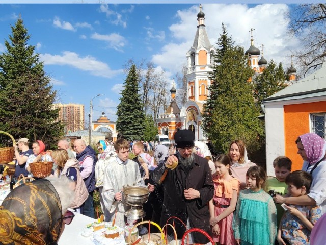 Верующие Солнечногорска готовятся встретить Пасху в главном храме города