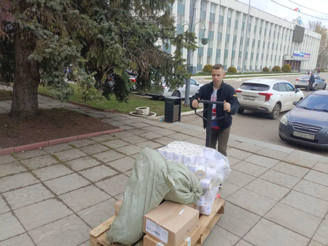 Из Жуковского на передовую отправили маскировочные сети и спасательное покрывало