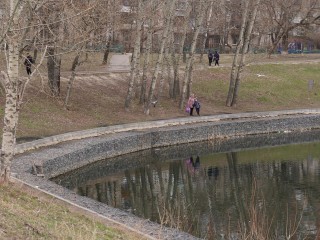 Зоны отдыха и смотровые площадки построят в этом году на набережной пруда в микрорайоне Силикат