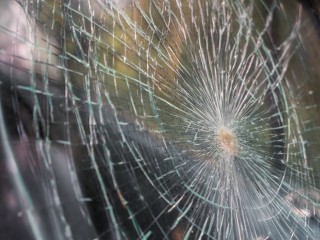 Хулиганам, разбившим авто капитошками в Голубом, грозит тюремный срок