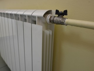 В каких округах Подмосковья продлили отопительный сезон из-за похолодания