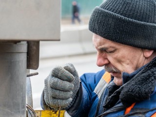 В Жуковском провели уборку дорог и отремонтировали знаки