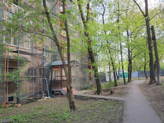 Пятиэтажку начали ремонтировать на Московском проспекте в Пушкино