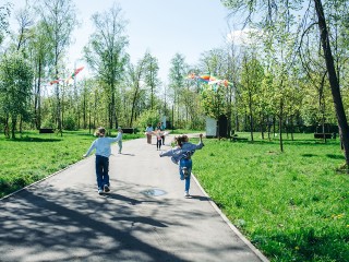 Квесты, мастер-классы и концерт: в Свердловском парке 1 мая откроют теплый сезон