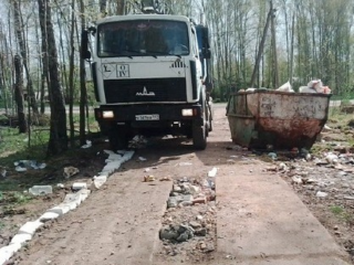Мусор в деревне под Чеховом вывезли по обращениям жителей