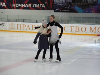 Ледовое шоу ко Дню Победы показали в Сергиевом Посаде