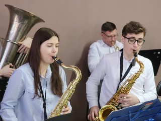 Выставки, концерты и мастер-класс: в Лосино-Петровском отметят День труда