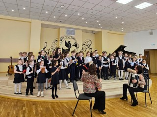 Концерт и выставку показали на Дне открытых дверей в Детской школе искусств