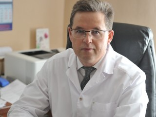 Главврач центра СПИД Подмосковья Яппаров отметил важность прививок для групп риска