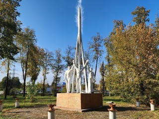 Монумент «Космонавты» в Шатуре: символика и легенды памятника