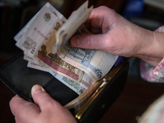 В Долгопрудном пенсионерке помогли вернуть деньги за навязанную покупку