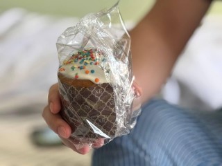 Солнечногорцы отправили бойцам СВО более 200 куличей к Пасхе