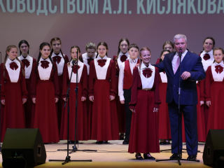 Детский хор имени Попова организовал музыкальный праздник для защитников Отечества