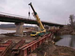 Реконструкцию моста через Москву-реку начали в Поречье