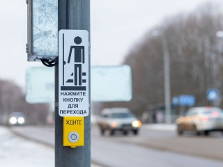 Возможность установки светофора с вызывной кнопкой рассмотрят в Кашире