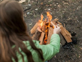 О штрафах за разведение огня в запрещенном месте напомнил талдомский лесничий