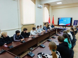Врач Лыткаринской больницы провела антинаркотическую лекцию для старшеклассников